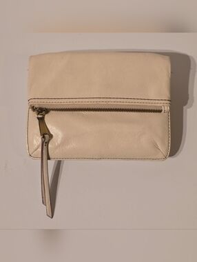 HOBO International Cream Leather Crossbody Wallet Organizer Vintage